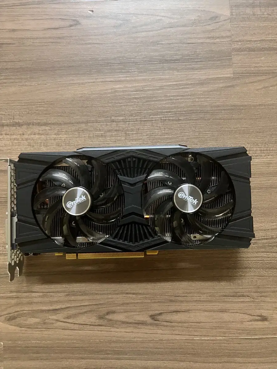 이엠텍 RTX 2060 6GB 판매합니다.